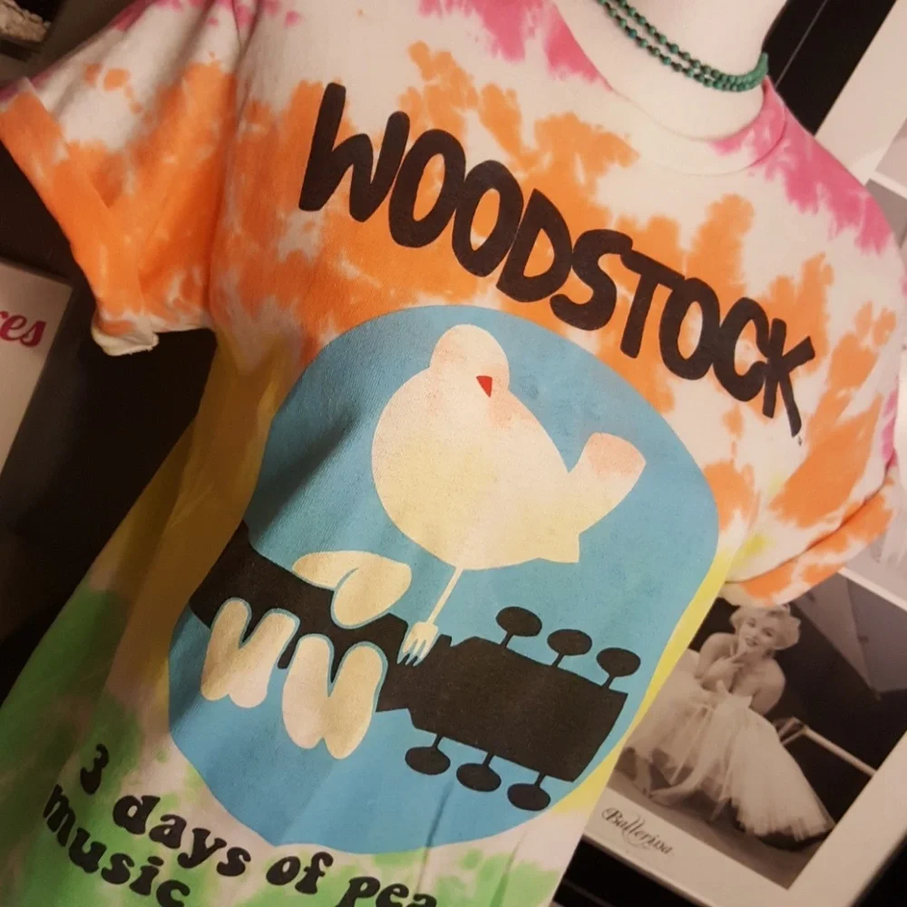 Woodstock T shirt - Picture 3 of 5